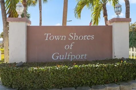 2960 59th Street S Gulfport FL 33707