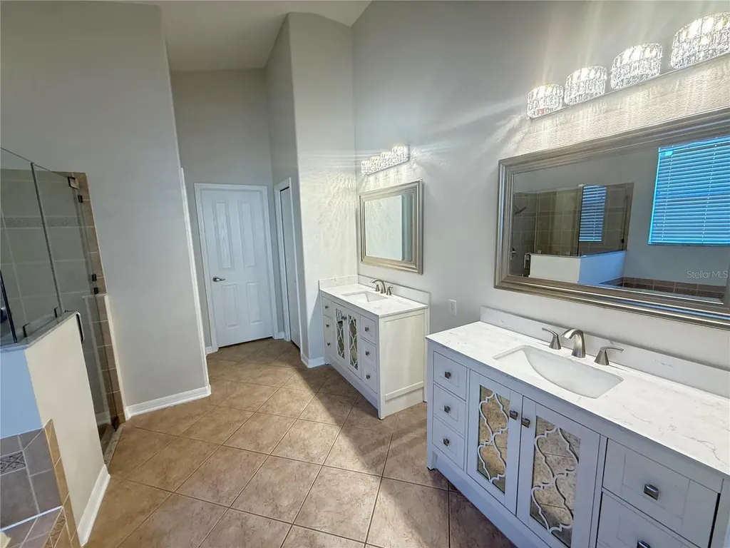 6817 Cromwell Garden Drive Apollo Beach FL 33572