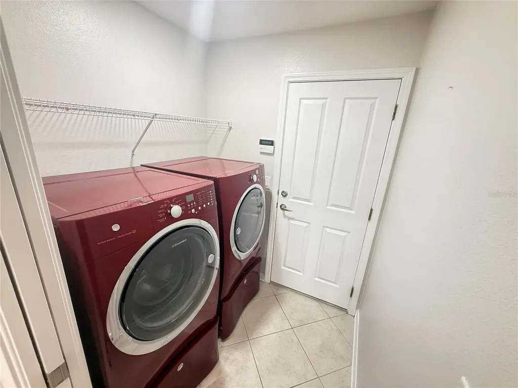 6817 Cromwell Garden Drive Apollo Beach FL 33572