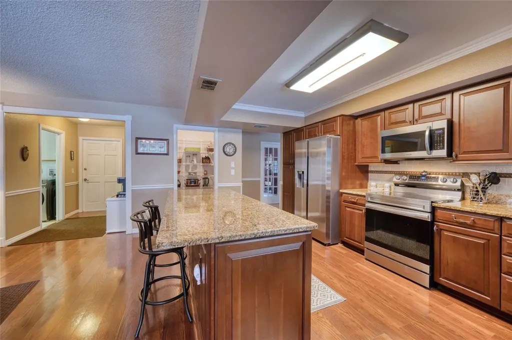 3908 Oak Grove Drive Sarasota FL 34243