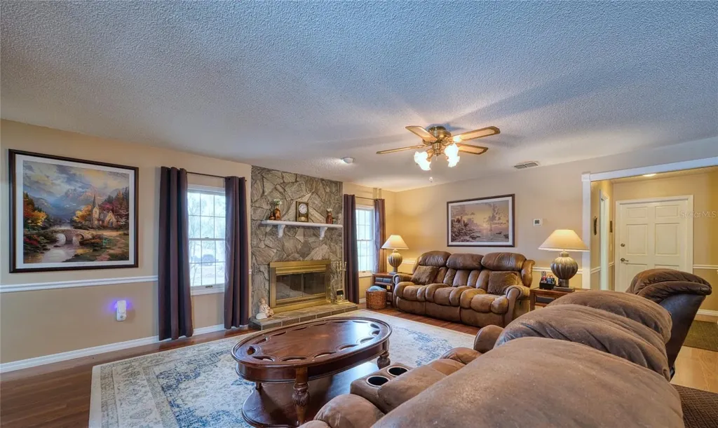 3908 Oak Grove Drive Sarasota FL 34243