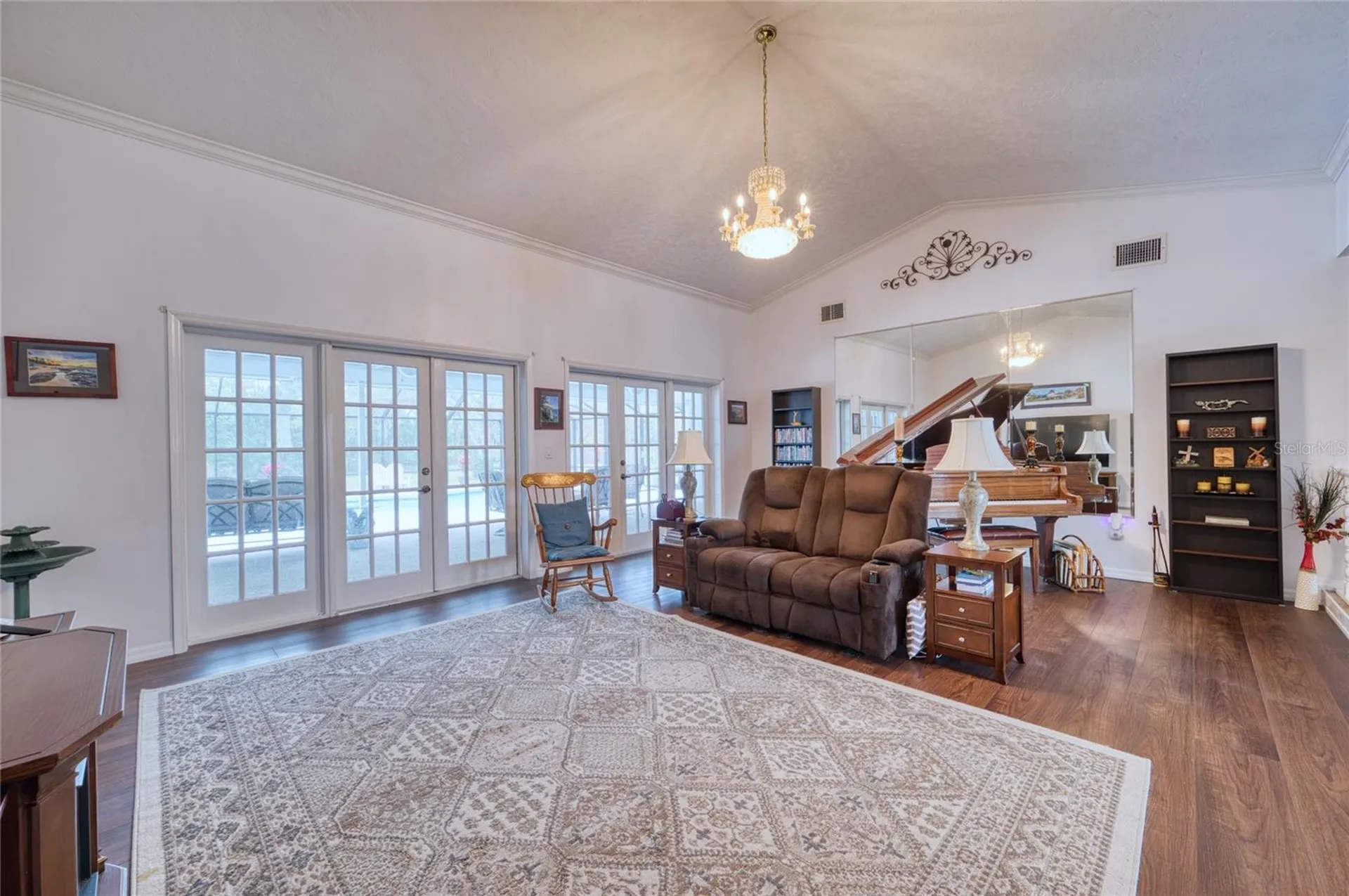 3908 Oak Grove Drive Sarasota FL 34243