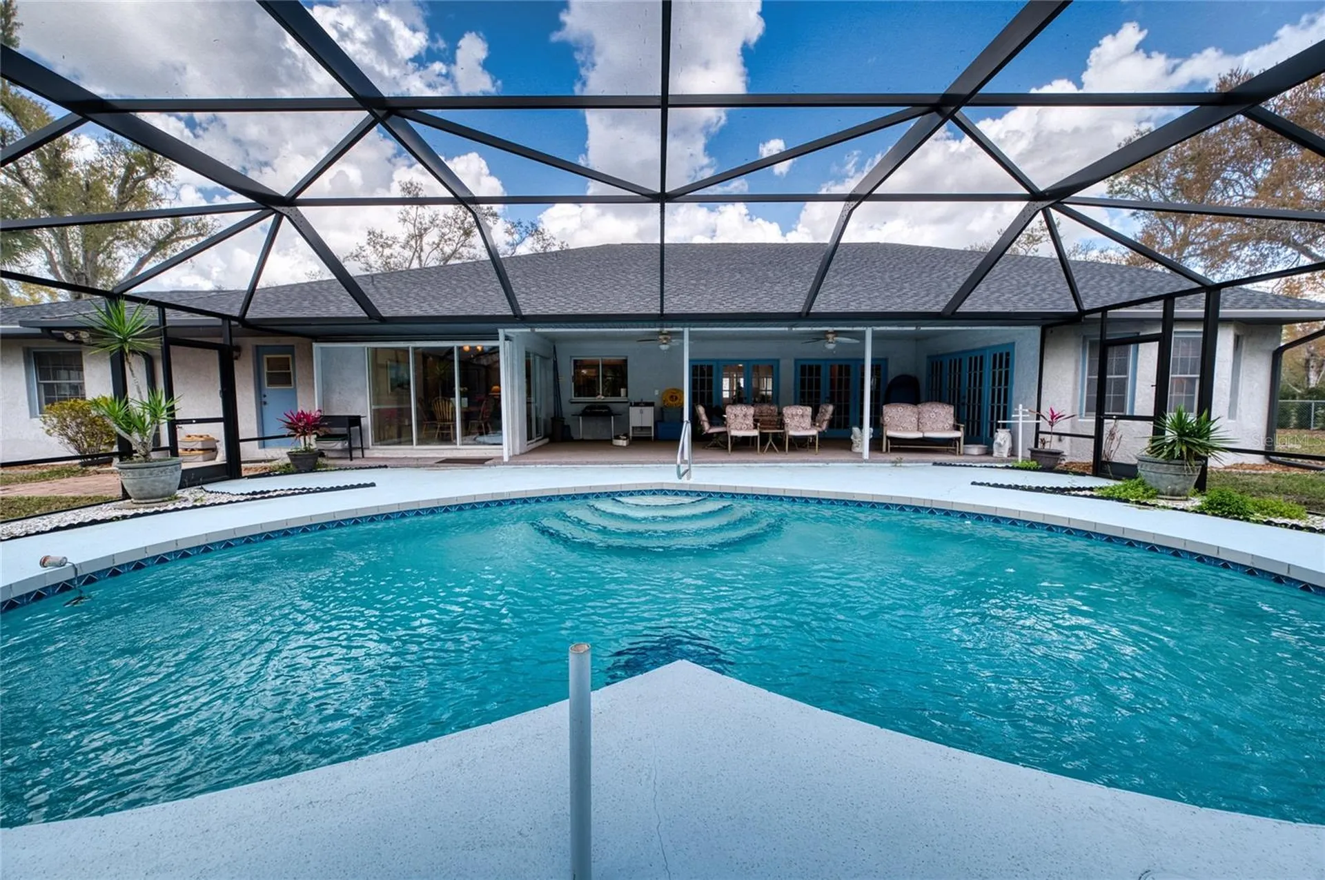 3908 Oak Grove Drive Sarasota FL 34243