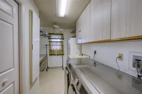 3908 Oak Grove Drive Sarasota FL 34243