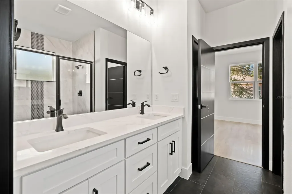 2956 W Higgins Place Dunnellon FL 34433