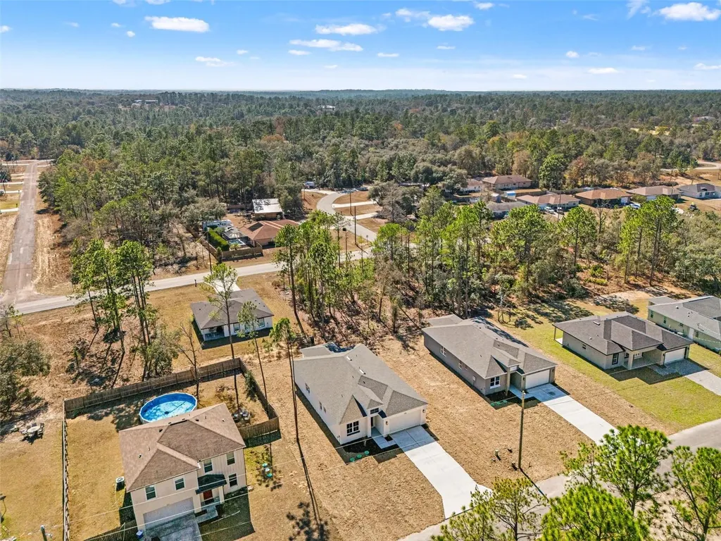 2956 W Higgins Place Dunnellon FL 34433