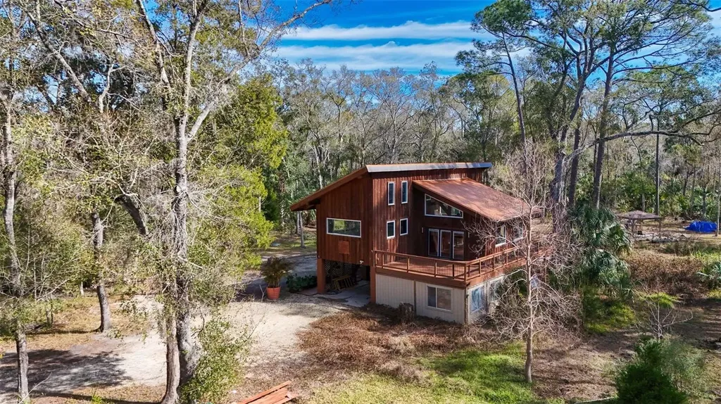 3490 SE 193rd Place Yankeetown FL 34498