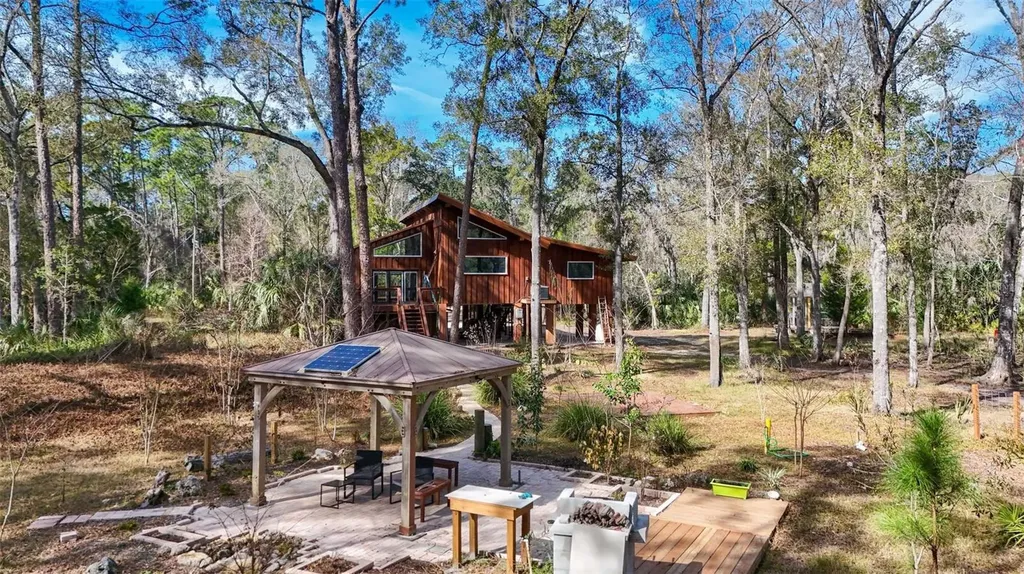 3490 SE 193rd Place Yankeetown FL 34498