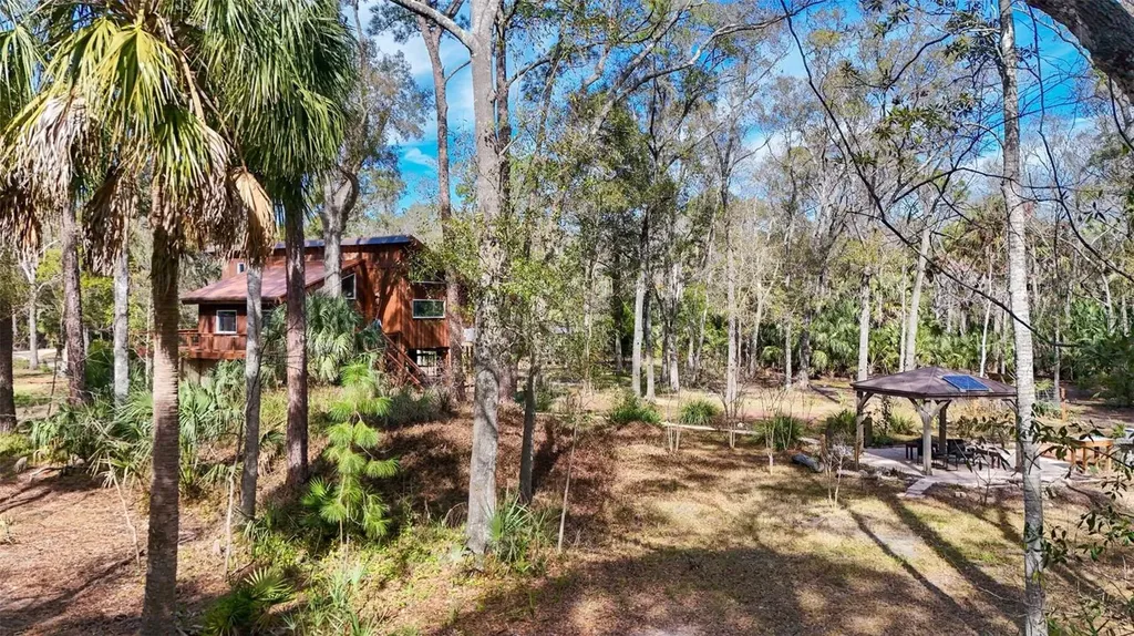 3490 SE 193rd Place Yankeetown FL 34498