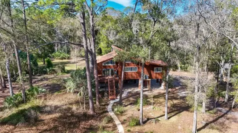 3490 SE 193rd Place Yankeetown FL 34498