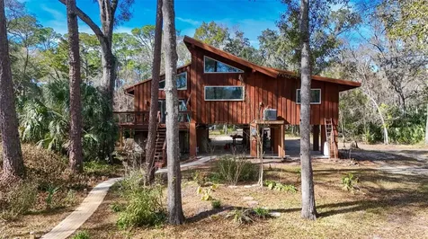 3490 SE 193rd Place Yankeetown FL 34498