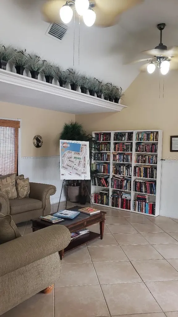455 Alt 19 S Palm Harbor FL 34683