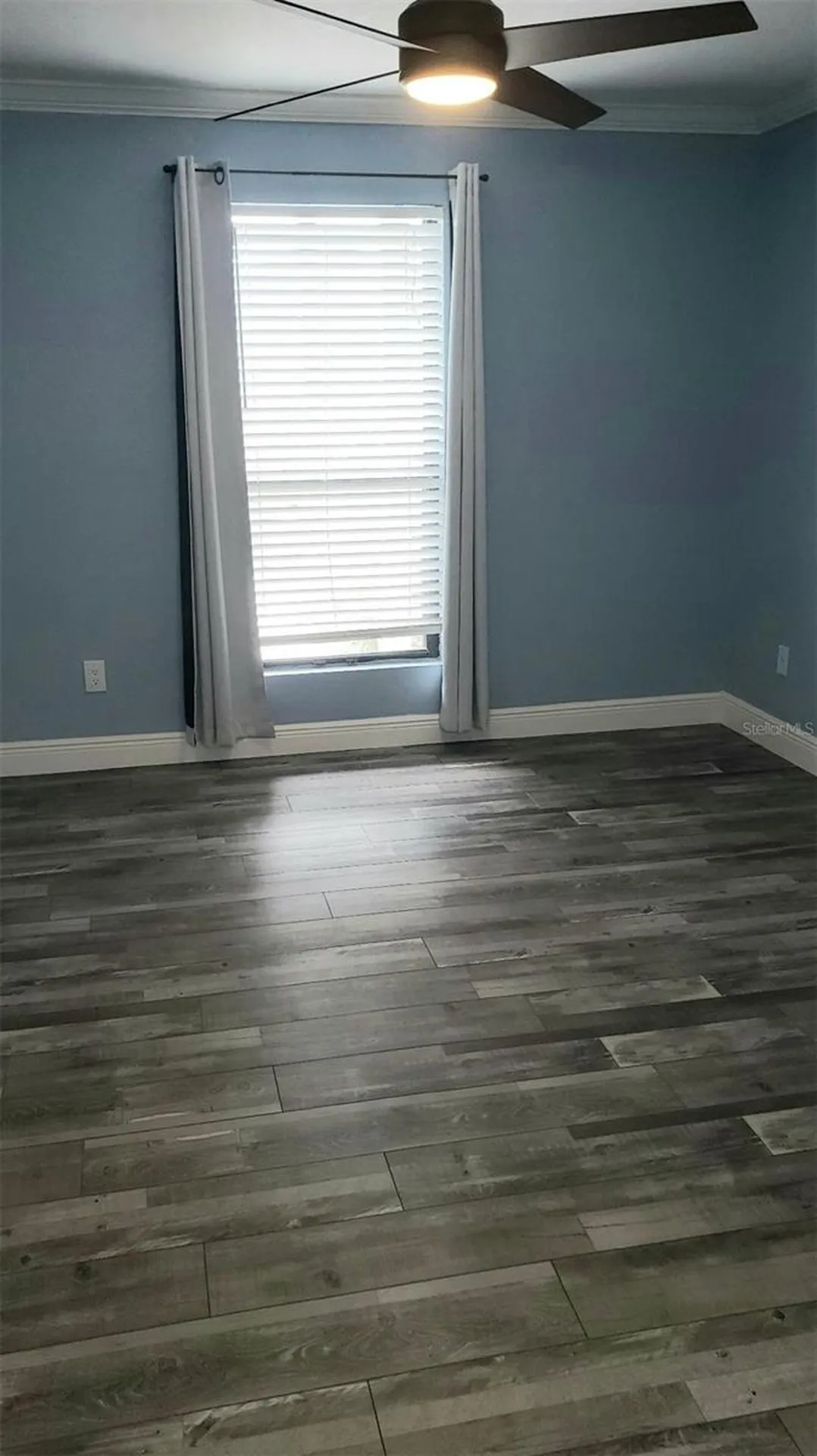 455 Alt 19 S Palm Harbor FL 34683