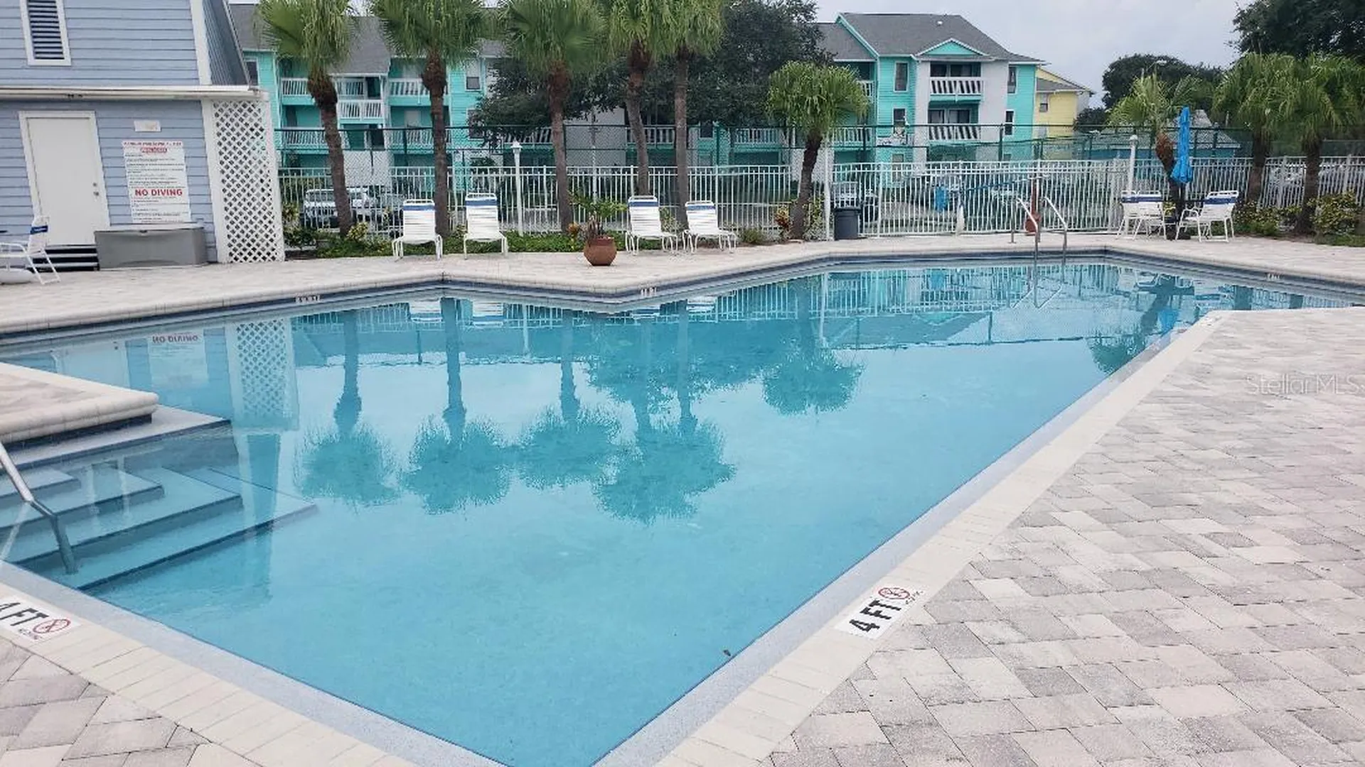 455 Alt 19 S Palm Harbor FL 34683