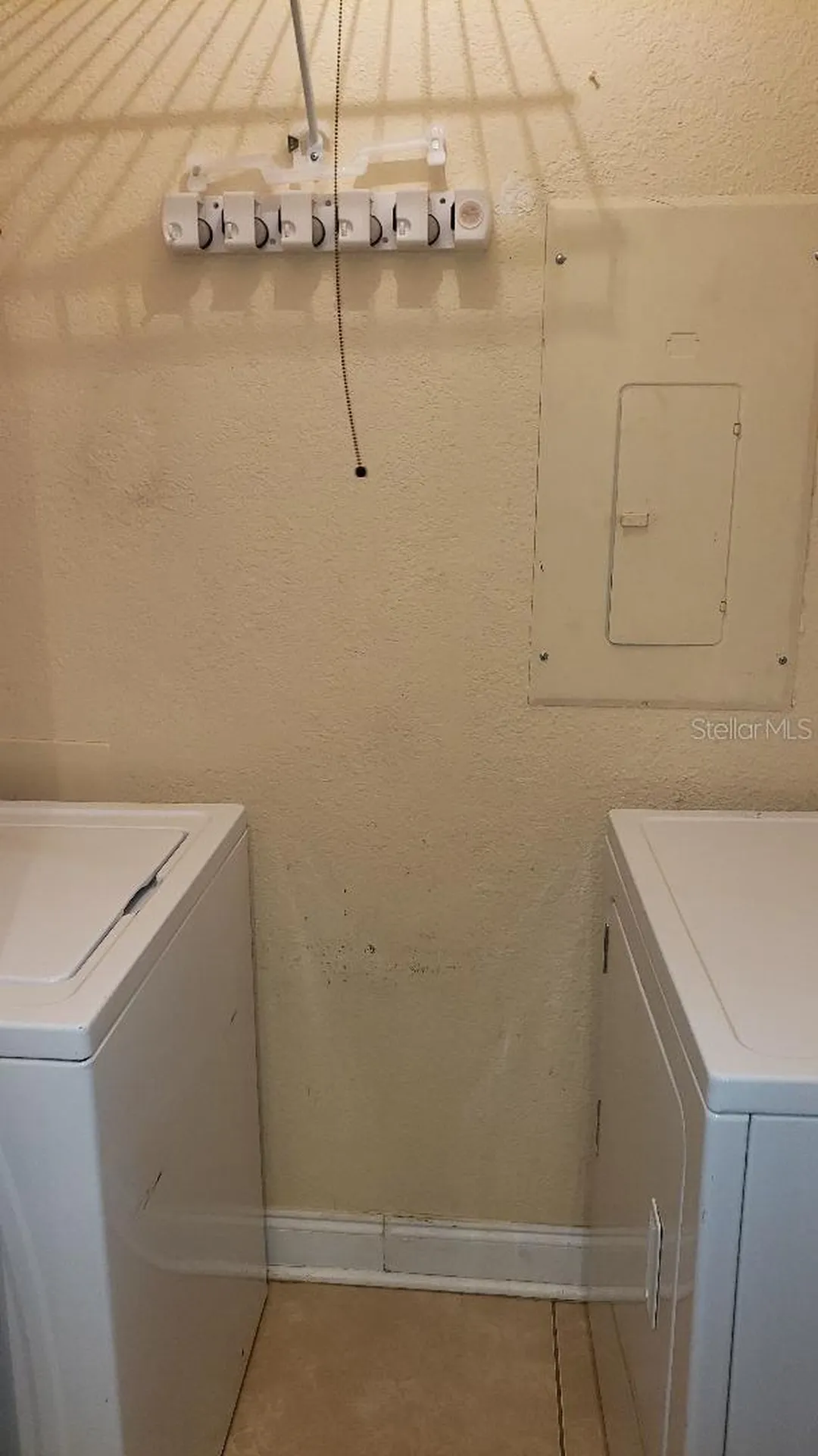 455 Alt 19 S Palm Harbor FL 34683
