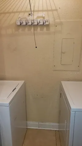 455 Alt 19 S Palm Harbor FL 34683