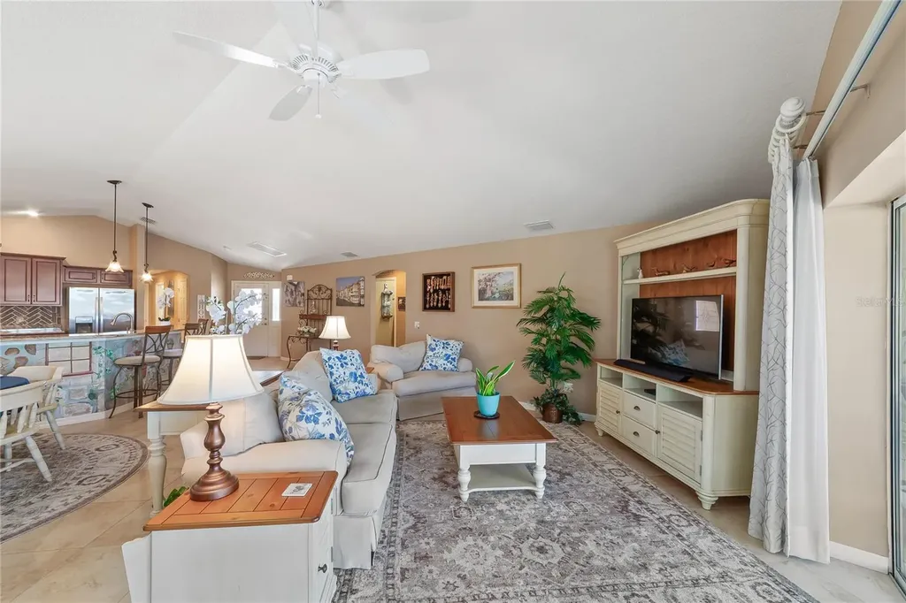 9041 SE 166th Kathy Loop The Villages FL 32162