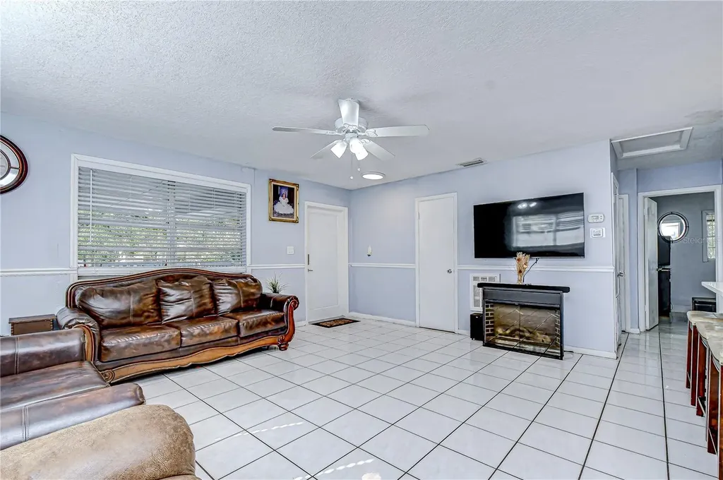 8609 N 29th Street Tampa FL 33604