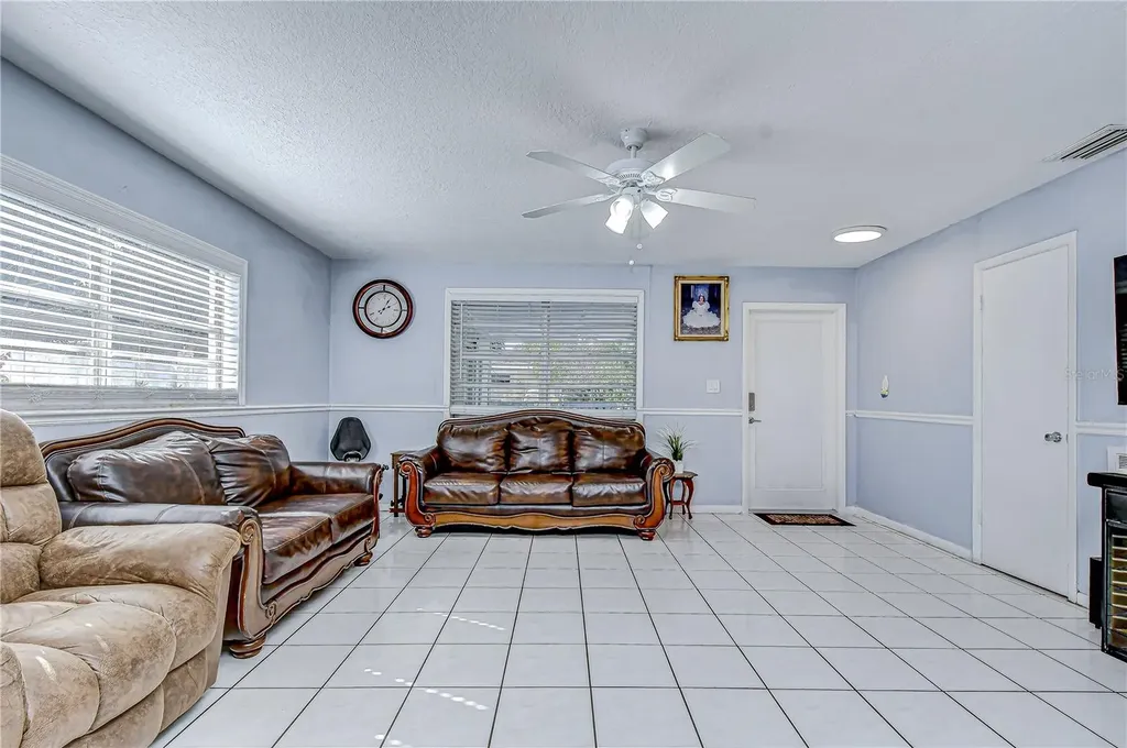 8609 N 29th Street Tampa FL 33604