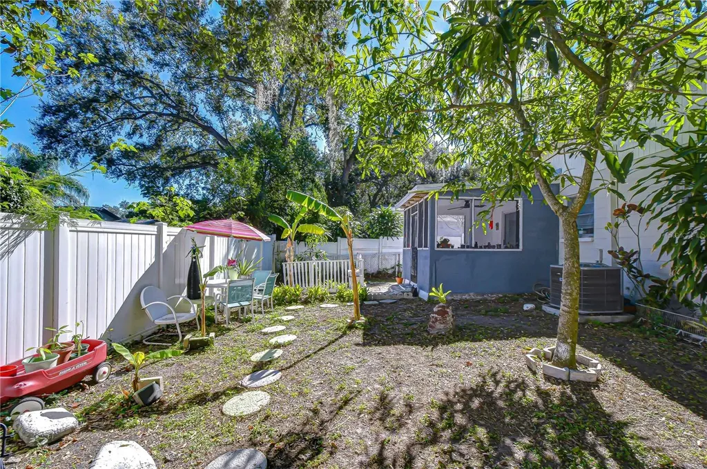 8609 N 29th Street Tampa FL 33604