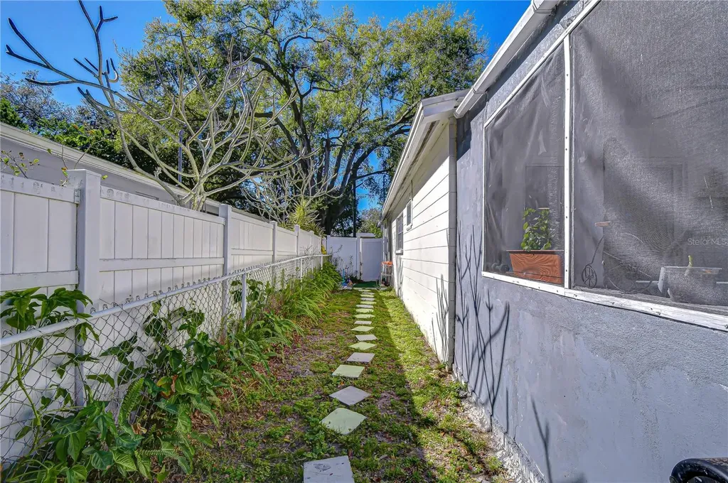 8609 N 29th Street Tampa FL 33604