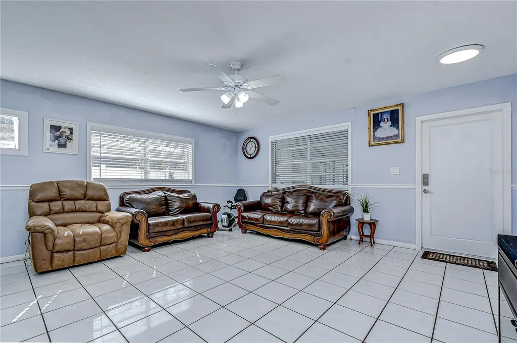 8609 N 29th Street Tampa FL 33604