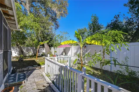 8609 N 29th Street Tampa FL 33604