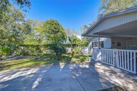 8609 N 29th Street Tampa FL 33604