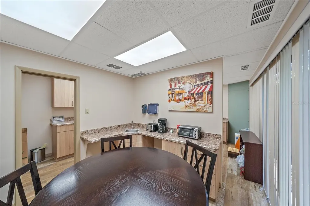 1872 S Tamiami Trail Venice FL 34293