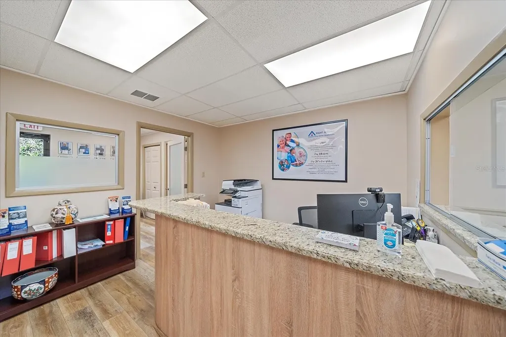 1872 S Tamiami Trail Venice FL 34293