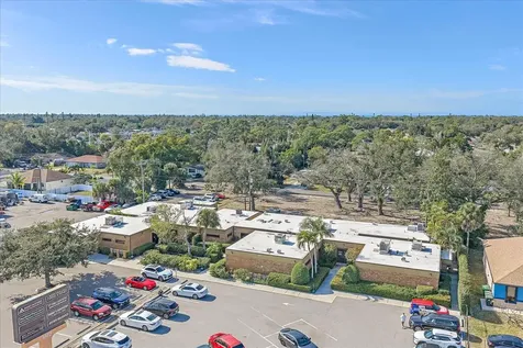 1872 S Tamiami Trail Venice FL 34293