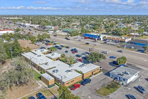 1872 S Tamiami Trail Venice FL 34293