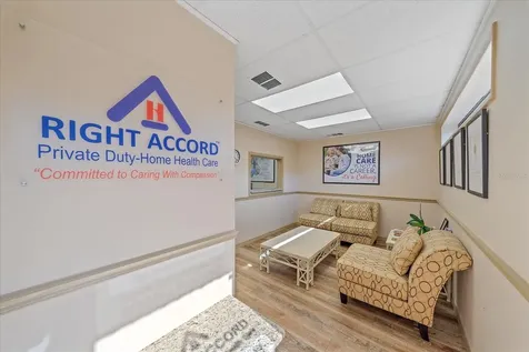 1872 S Tamiami Trail Venice FL 34293