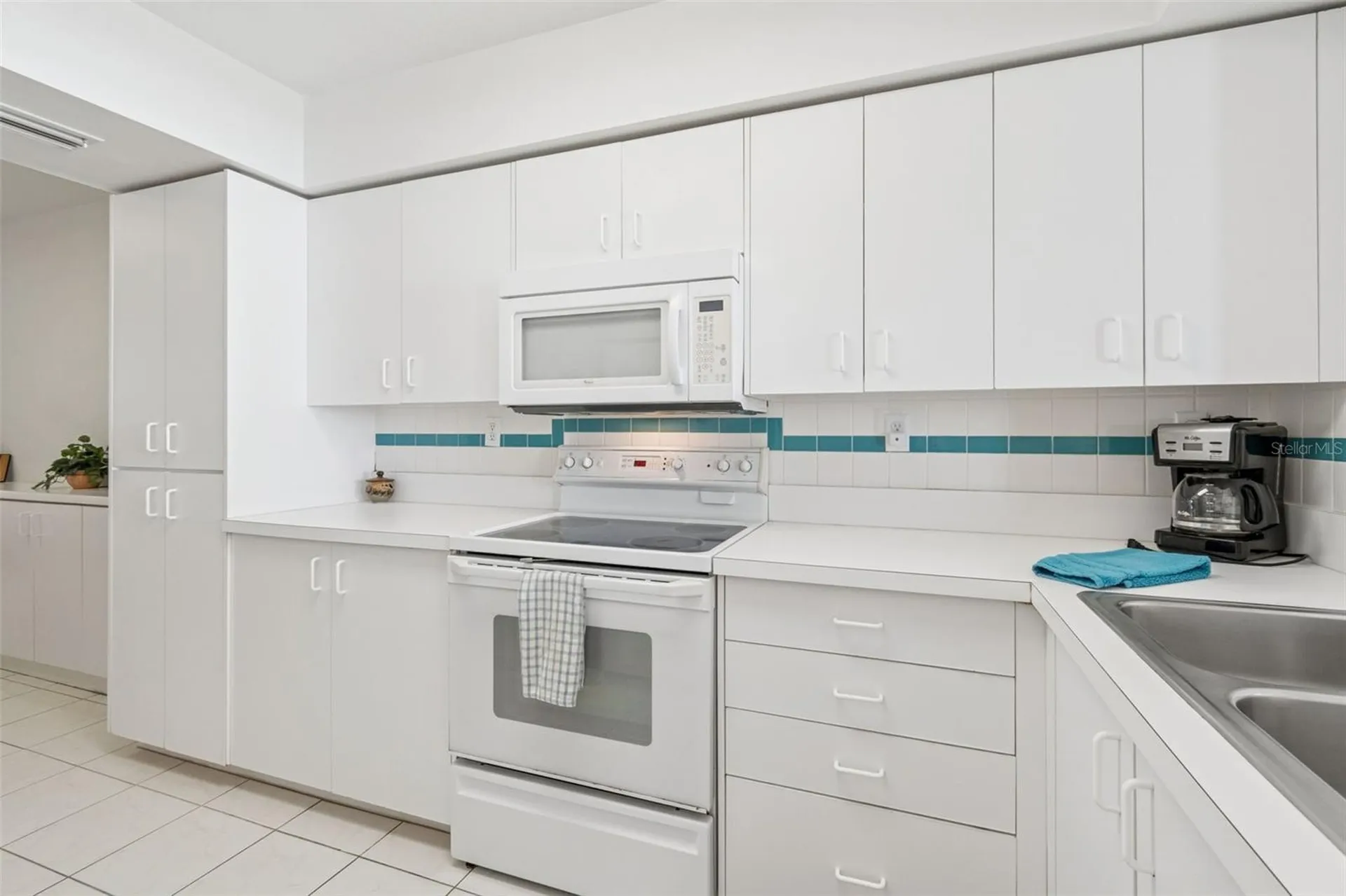6105 Bahia Del Mar Circle St Petersburg FL 33715