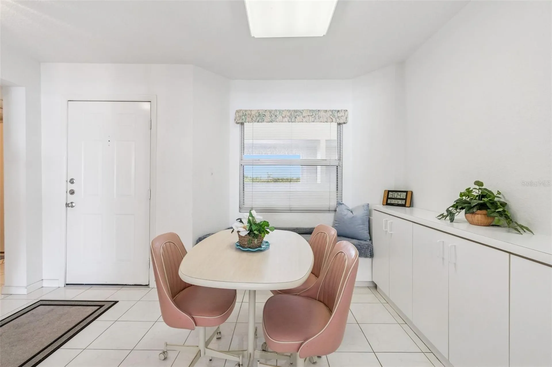 6105 Bahia Del Mar Circle St Petersburg FL 33715