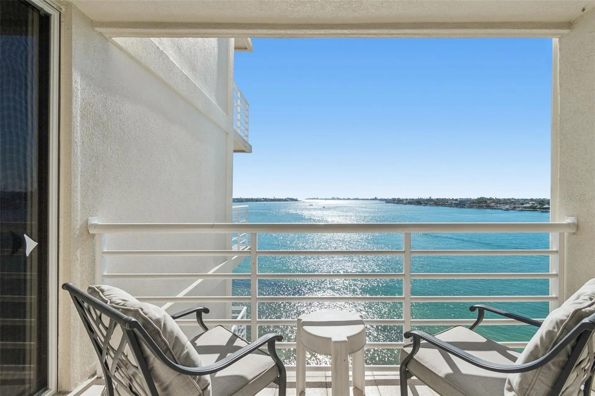 6105 Bahia Del Mar Circle St Petersburg FL 33715