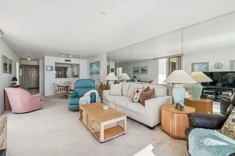 6105 Bahia Del Mar Circle St Petersburg FL 33715