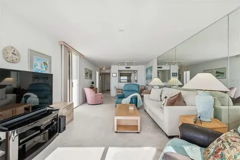 6105 Bahia Del Mar Circle St Petersburg FL 33715