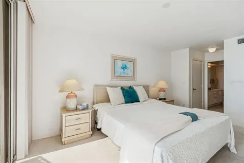 6105 Bahia Del Mar Circle St Petersburg FL 33715
