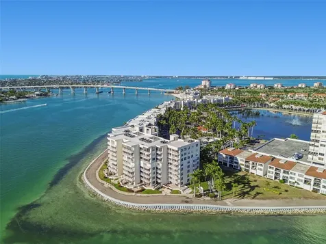 6105 Bahia Del Mar Circle St Petersburg FL 33715
