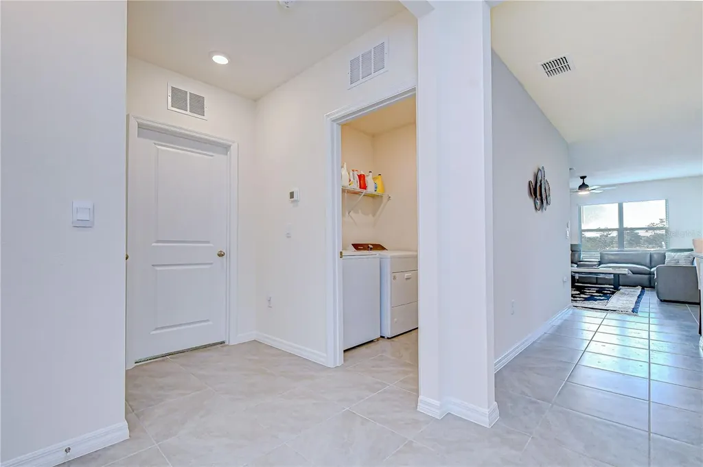2763 Widewater Way Zephyrhills FL 33541