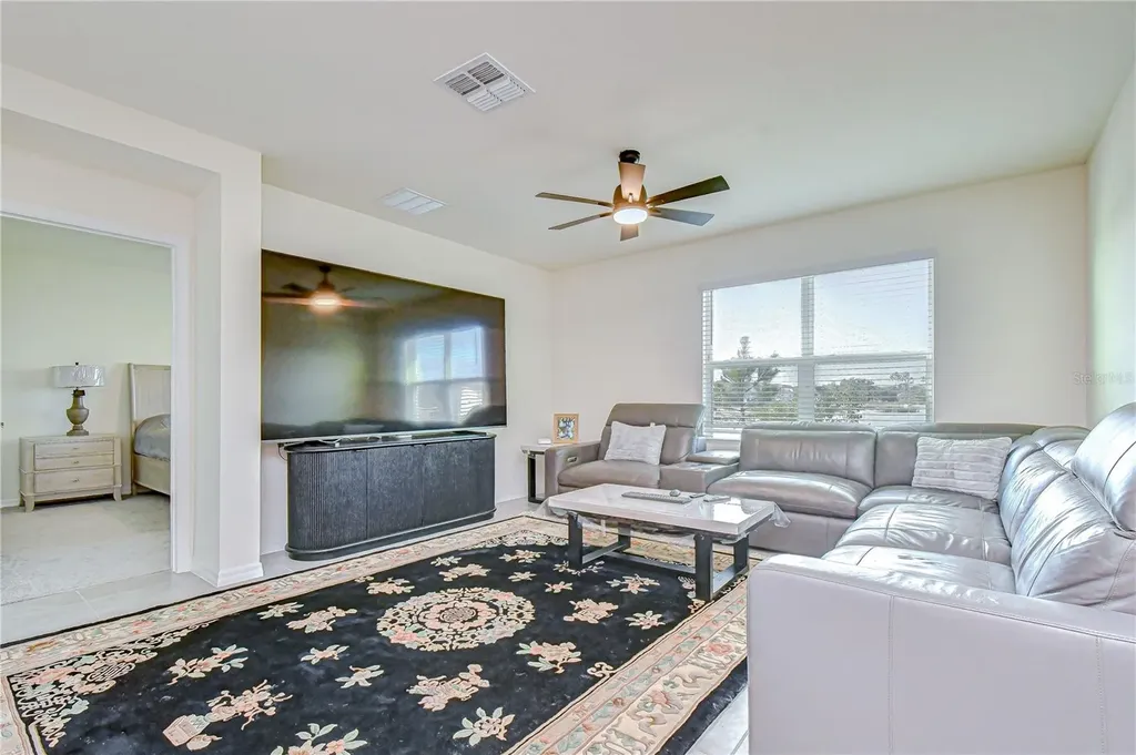 2763 Widewater Way Zephyrhills FL 33541