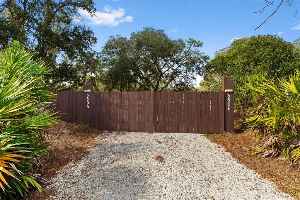 6506 County Road 675 E Bradenton FL 34211