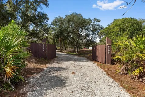 6506 County Road 675 E Bradenton FL 34211