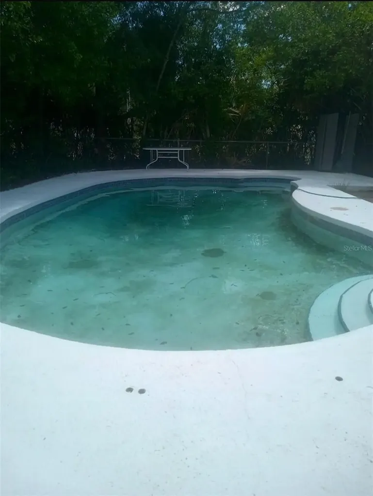 528 Lantern Circle Temple Terrace FL 33617