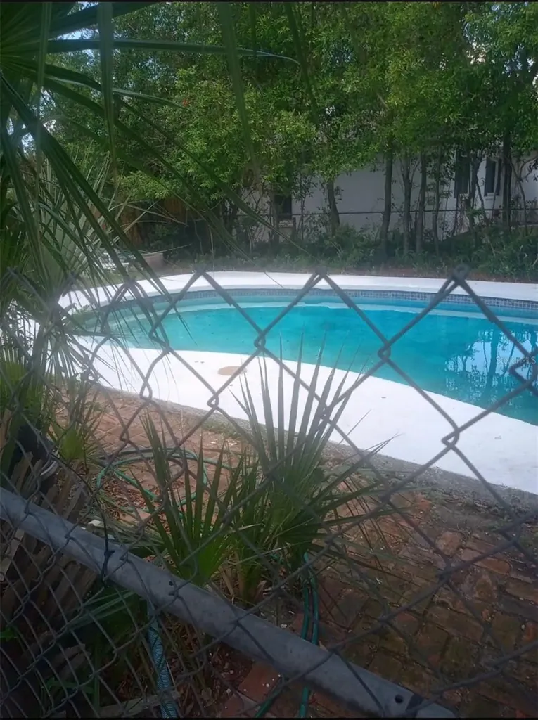 528 Lantern Circle Temple Terrace FL 33617