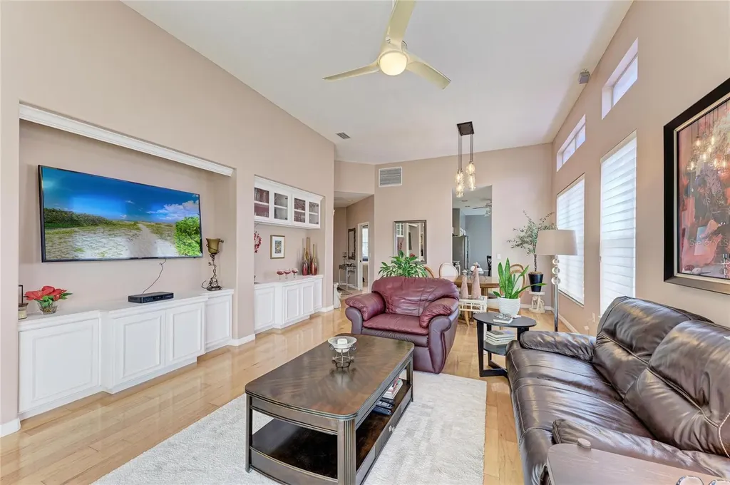 3907 Alamanda Drive Sarasota FL 34238