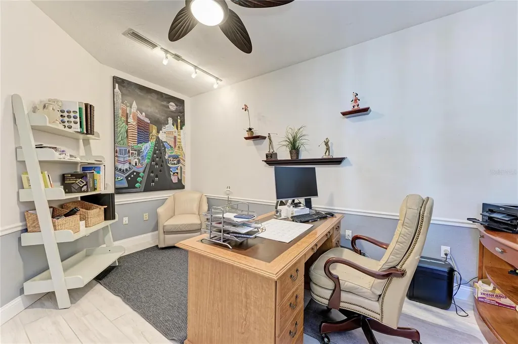 3907 Alamanda Drive Sarasota FL 34238