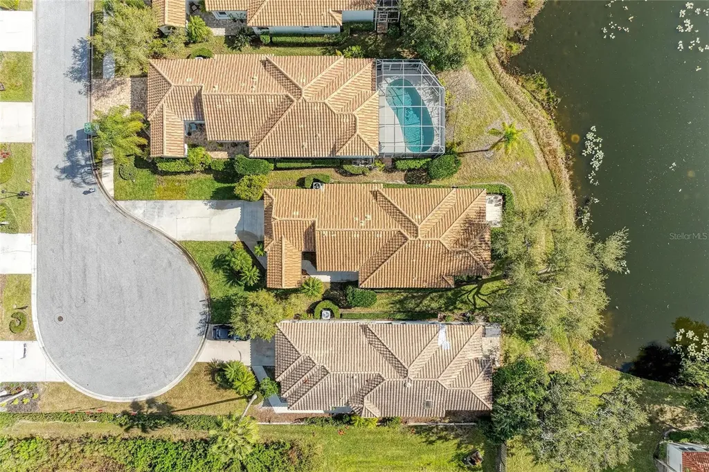 3907 Alamanda Drive Sarasota FL 34238