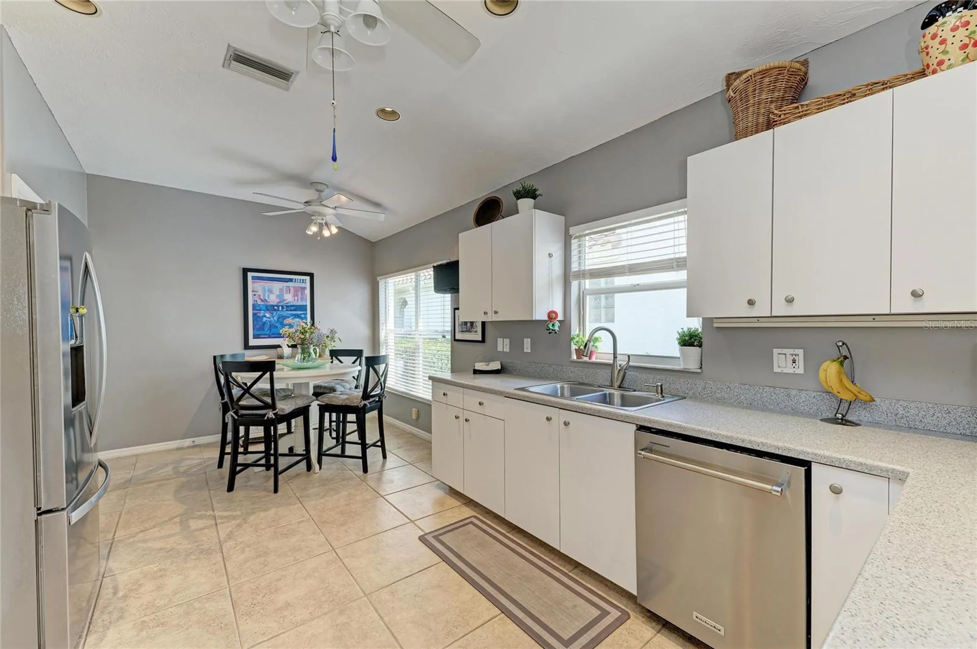 3907 Alamanda Drive Sarasota FL 34238